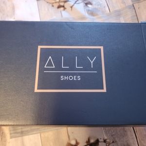 Black Flat Leather shoes